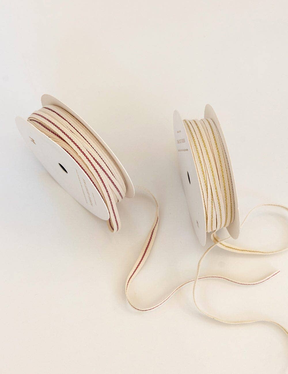Fine Cotton Ribbon 30m - Gold Line