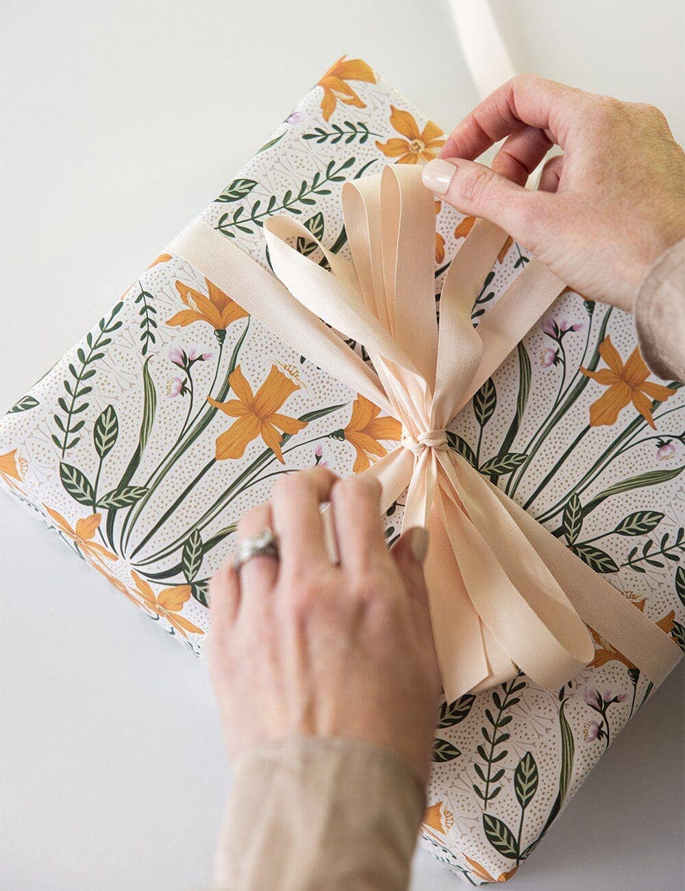 Peaches / Daffodil Double Sided Gift Wrap