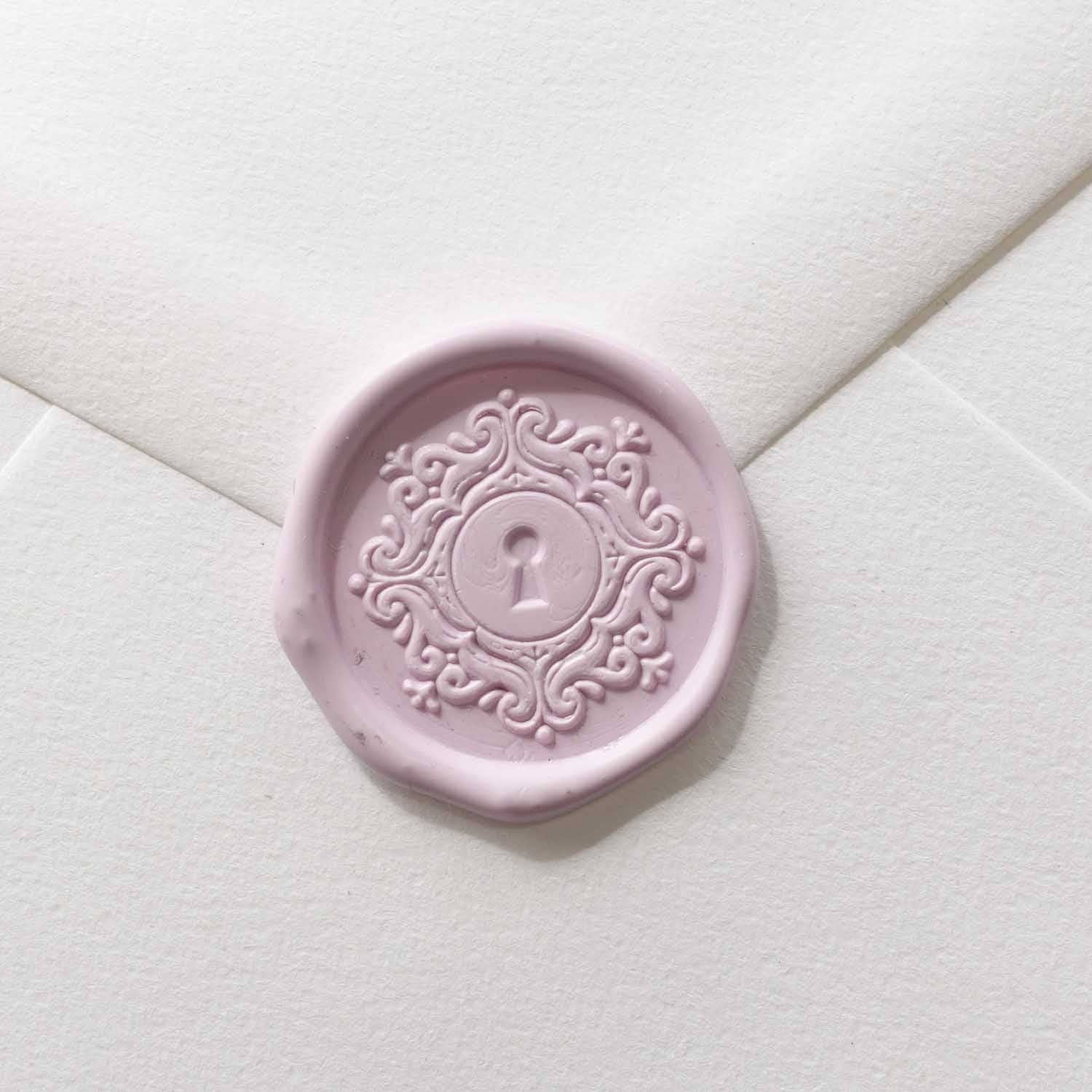 Keyhole wax seal stamp