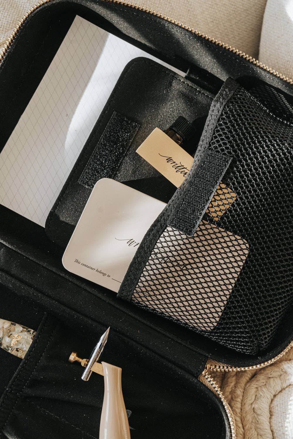 Calligraphy Travel Case