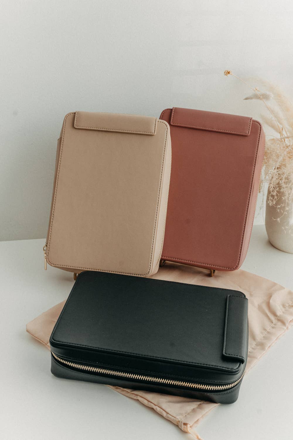 Calligraphy Travel Case